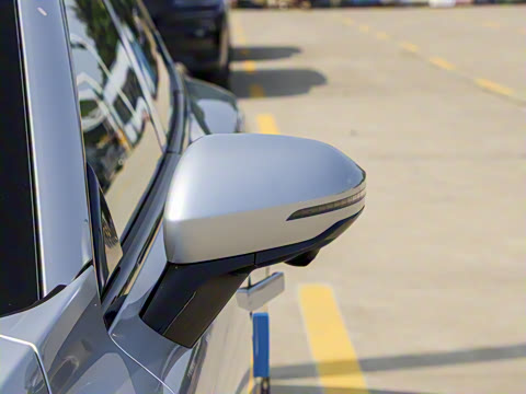 2025�� ���� 550ProѲ����