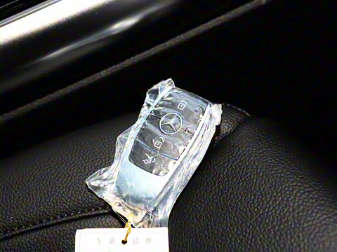 2025�� �Ŀ� GLA 220