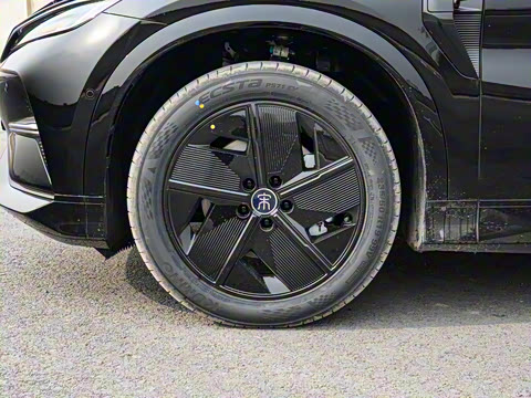 2025�� �Ǽݰ� 550km ׿Խ��