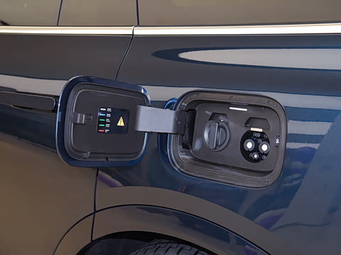 2025�� ���� Max�� 52kWh 6����