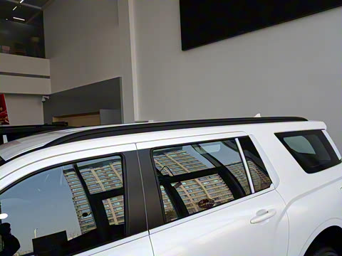 2025�� 2.0T�Զ�������Ӣ�� ����