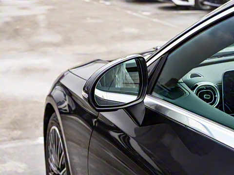 2025�� CLE 260 ���ܳ�