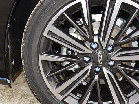 2025�� 1.6T DCT�