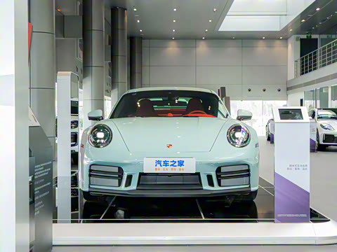 2025�� Carrera 3.0T