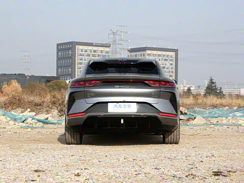 2025�� �Ǽݰ� 550km ׿Խ��