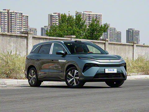 2025�� EV 670KM�����״��콢��