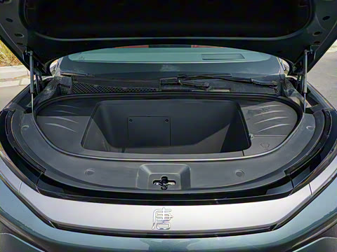 2025�� EV 670KM�����״��콢��