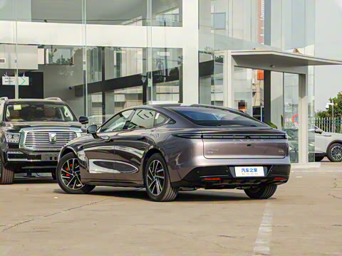 2025�� ���� Plus ��������