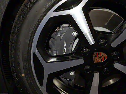 2024�� Taycan 4 Cross Turismo