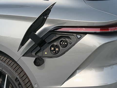 2025�� ������