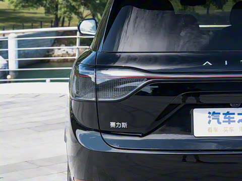 2025�� ���� Ultra�� 52kWh 6����