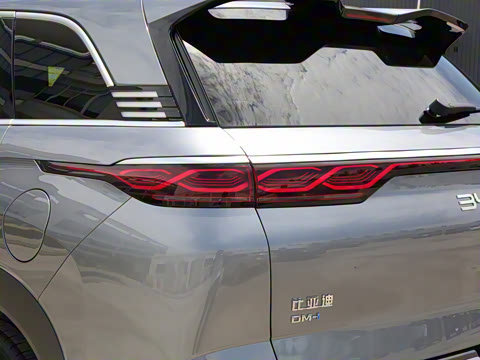 2024�� ��ҫ�� DM-i 100KM ��Ӣ��