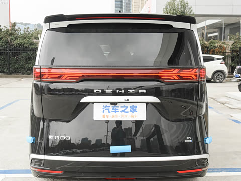 2025�� EV ��������