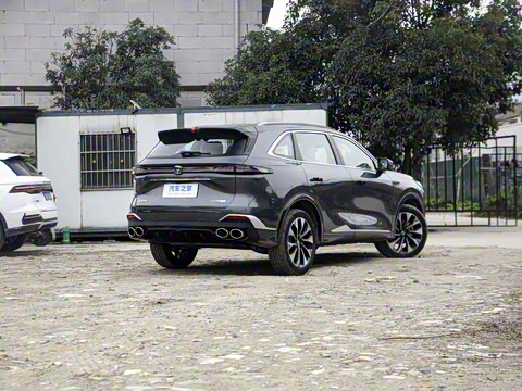 2025�� ���Ĵ� UItra 2.0T ������ �ǻ۾�����