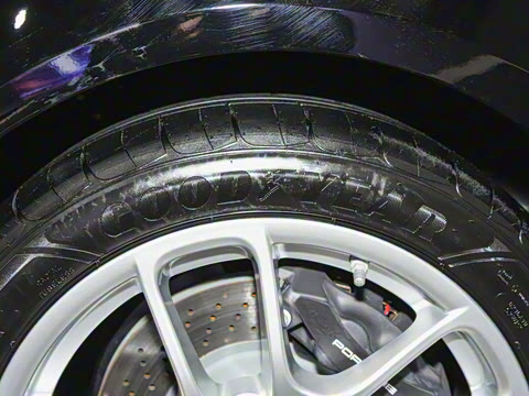 2022�� Boxster 2.0T