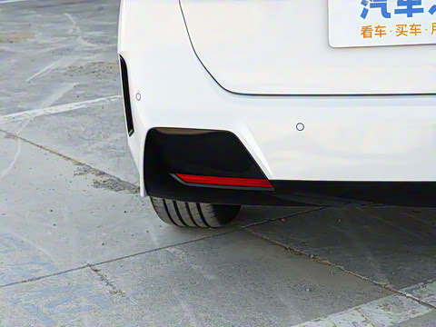 2025�� 225L M�˶���ҹ��װ