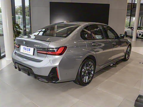 2025�� 330Li ������ M�˶���ҹ��װ