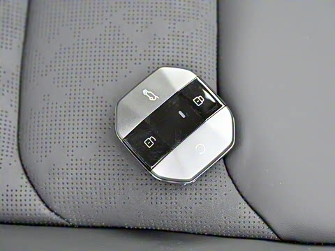 2025�� 2.0TD XWD �Զ������ӳ��� 7��