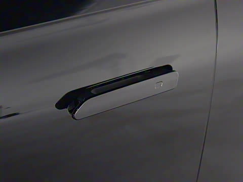 2025�� ���� 760 Max��������������ʻ