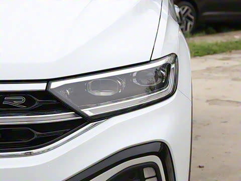 2025�� �Ŀ� 300TSI DSG���������