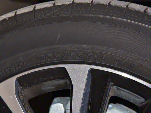 2024�� ���ܵ��˫�� 1.8L ������