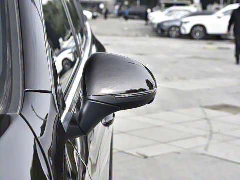 2025�� GLC 260 L 4MATIC ������