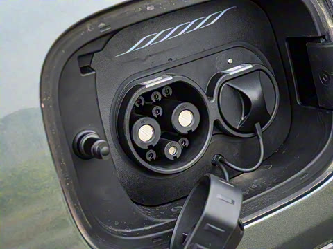 2025�� DM 215KM�����״��콢��