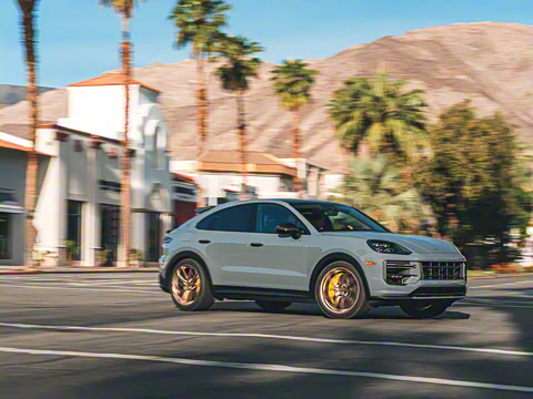 2025�� Cayenne Coup�� Turbo GT 4.0T