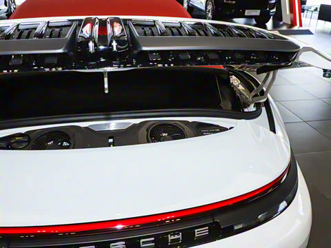 2025�� Carrera Cabriolet 3.0T