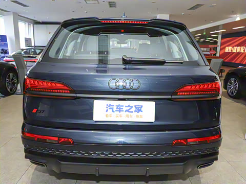 2025�� 55 TFSI quattro S line�˶���