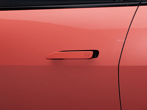 2025�� Ultra�����