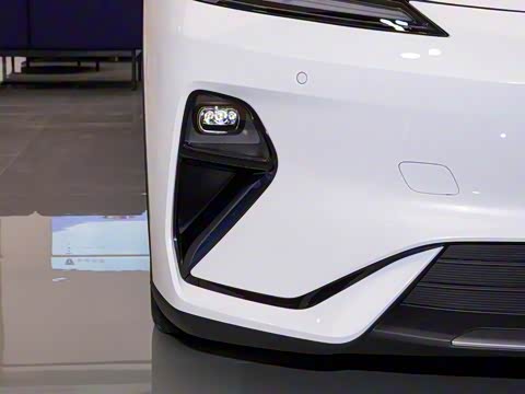 2025�� 300Ultra  �����Ǽ�AD PRO���̰�