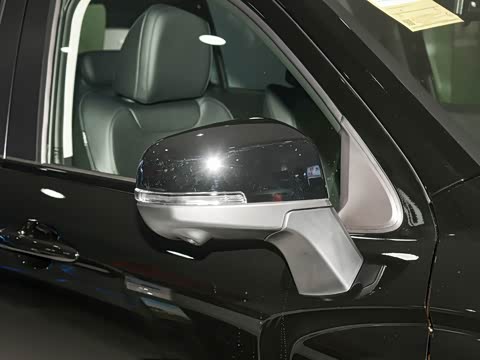 2025�� 2.0T�Զ�������Ӣ�� ����