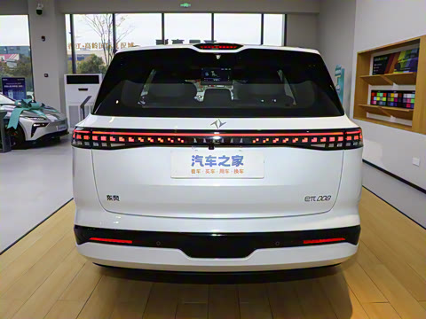 2025�� 636Max����� 5��