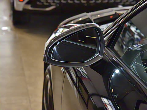 2024�� 40 TFSI ����������(��ҹ��)