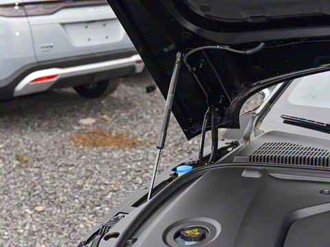 2025�� EV �Ǽݰ� 701KM������