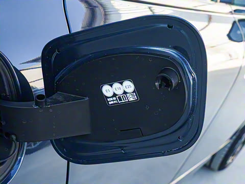 2025�� 225L M�˶���ҹ��װ