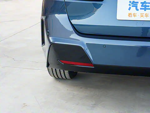 2025�� 225L M�˶���ҹ��װ