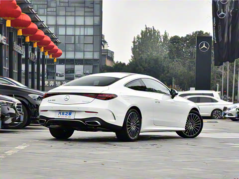 2025�� CLE 300 4MATIC �����ͽ��ܳ�