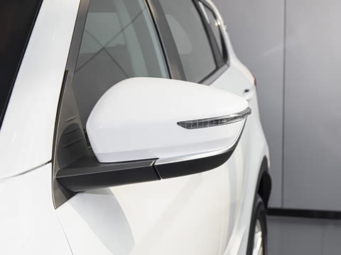 2025�� 1.5T �ֶ���Խ�� 7��