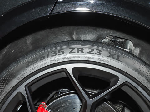 2025�� RS Q8 4.0T 45��������