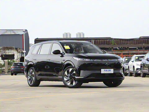 2025�� 636Ultra�Ǽݰ� 5��