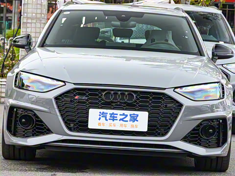 2024��  RS4 Avant ȼ���