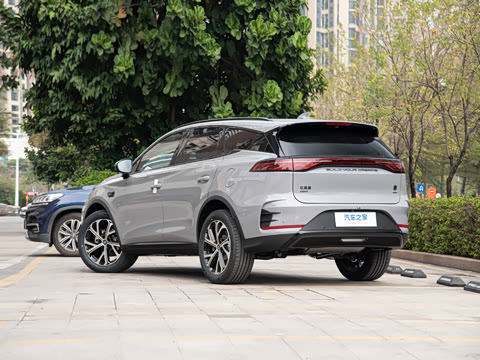 2025�� �Ǽݰ� DM-i 115KM �����