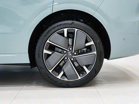 2025�� Pro ���ܻ��°�