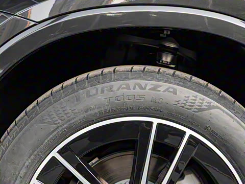 2025�� �Ŀ� GLC 260 L 4MATIC ������