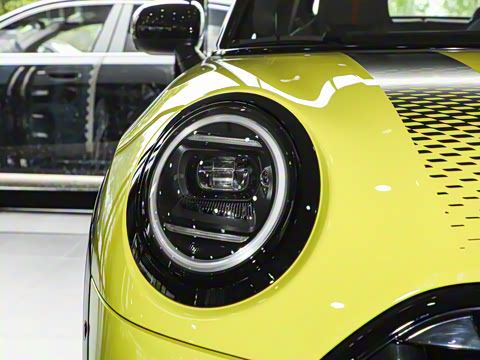 2025�� JOHN COOPER WORKS CABRIO