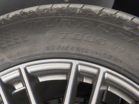 2025�� GLC 300 L 4MATIC ������ 7��