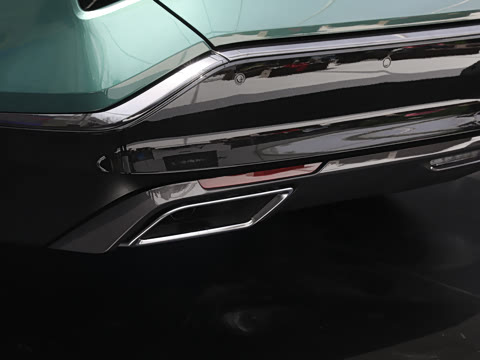 2025�� 2.0T ������