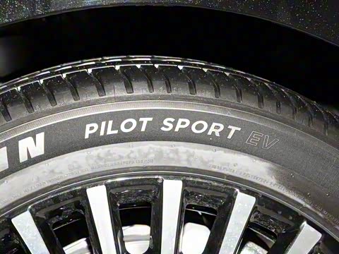 2024�� ���������� 140kWh